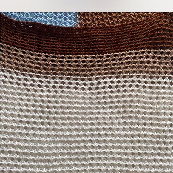 Colorblock Knit Sweater - Picture 3 of 4